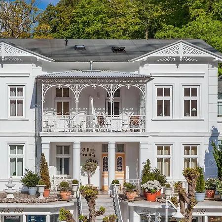 Villa Granitz, Ostseebad Sellin, Insel Ruegen, Gemuetliche 38 Quadratmeter Gross, Bietet Die Lieblingsplatz In Der Villa Granitz Zwei Personen Alle Annehmlichkeiten Fuer Unbeschwerte Urlaubstage 아파트 Sellin (Rugen)