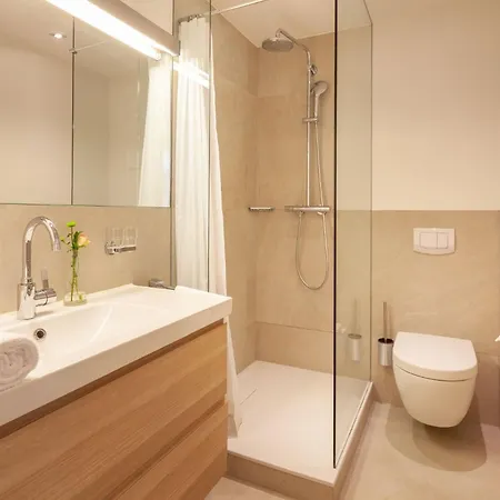 Villa Granitz, Ostseebad Sellin, Insel Ruegen, Gemuetliche 38 Quadratmeter Gross, Bietet Die Lieblingsplatz In Der Villa Granitz Zwei Personen Alle Annehmlichkeiten Fuer Unbeschwerte Urlaubstage Apartman Sellin