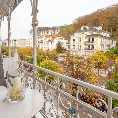 Villa Granitz, Ostseebad Sellin, Insel Ruegen, Gemuetliche 38 Quadratmeter Gross, Bietet Die Lieblingsplatz In Der Villa Granitz Zwei Personen Alle Annehmlichkeiten Fuer Unbeschwerte Urlaubstage Apartment