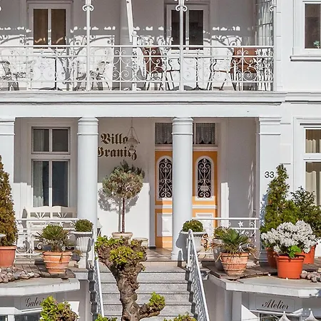 Apartman Villa Granitz, Ostseebad Sellin, Insel Ruegen, Gemuetliche 38 Quadratmeter Gross, Bietet Die Lieblingsplatz In Der Villa Granitz Zwei Personen Alle Annehmlichkeiten Fuer Unbeschwerte Urlaubstage *