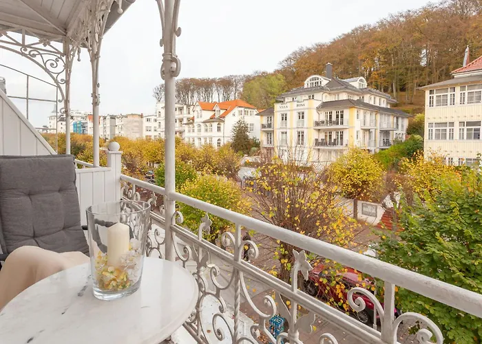 Villa Granitz, Ostseebad Sellin, Insel Ruegen, Gemuetliche 38 Quadratmeter Gross, Bietet Die Lieblingsplatz In Der Villa Granitz Zwei Personen Alle Annehmlichkeiten Fuer Unbeschwerte Urlaubstage Daire Sellin (Rugen)