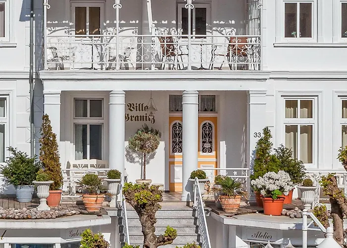 Villa Granitz, Ostseebad Sellin, Insel Ruegen, Gemuetliche 38 Quadratmeter Gross, Bietet Die Lieblingsplatz In Der Villa Granitz Zwei Personen Alle Annehmlichkeiten Fuer Unbeschwerte Urlaubstage Daire Sellin (Rugen)